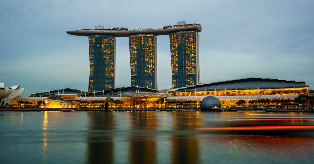 découvrez notre itinéraire à singapour : lieux incontournables, quartiers à explorer et conseils pratiques pour profiter pleinement de votre séjour.