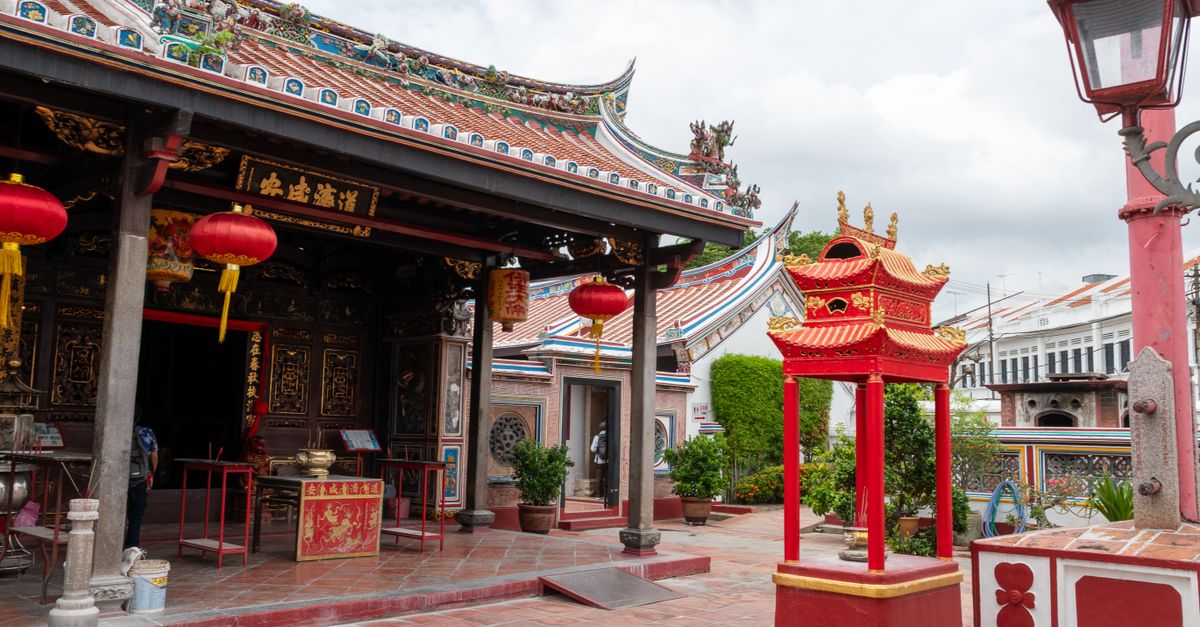 découvrez comment voyager de singapour en malaisie : options de transport, conseils pratiques et incontournables pour organiser votre séjour.